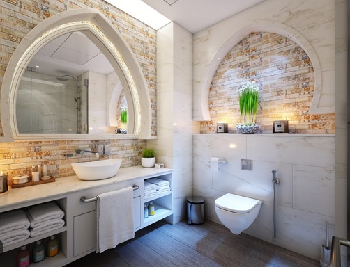 Quels sont les éléments de décoration d'une salle de bain style grecque ?